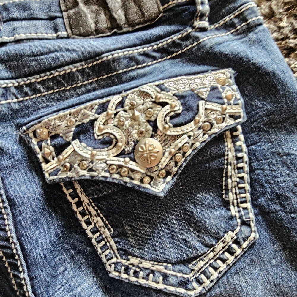 Women's Juniors Soundgirl Bootcut Jeans Medium Wash size 1 / 2 - Picture 9 of 9
